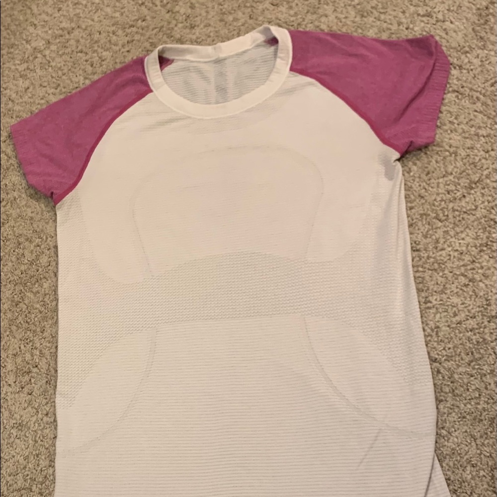 Lululemon shirt size 8